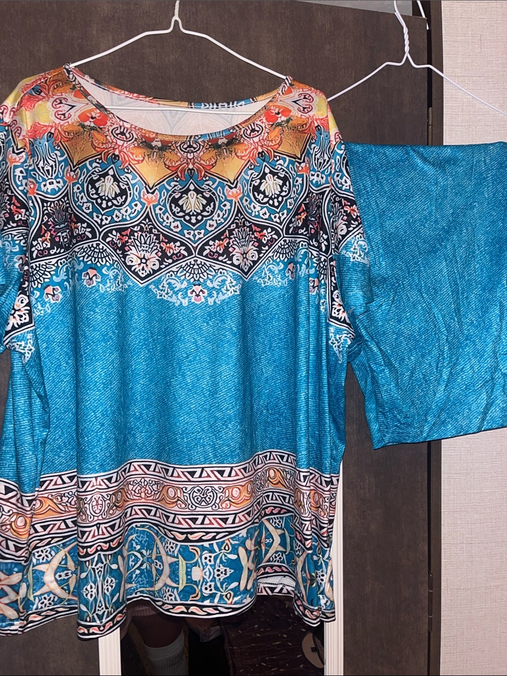 2pc set bundle - Picture 2 of 3
